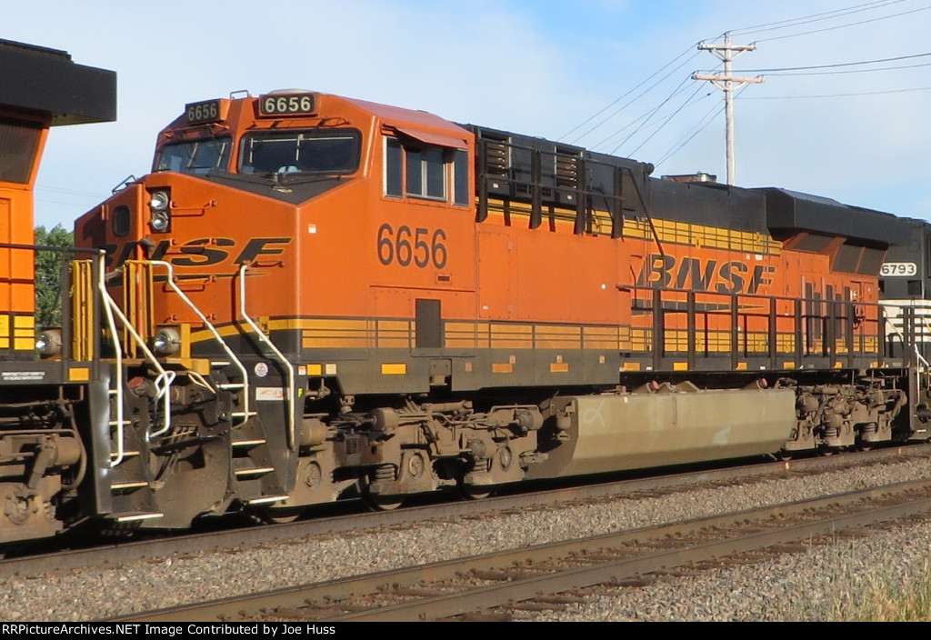 BNSF 6656